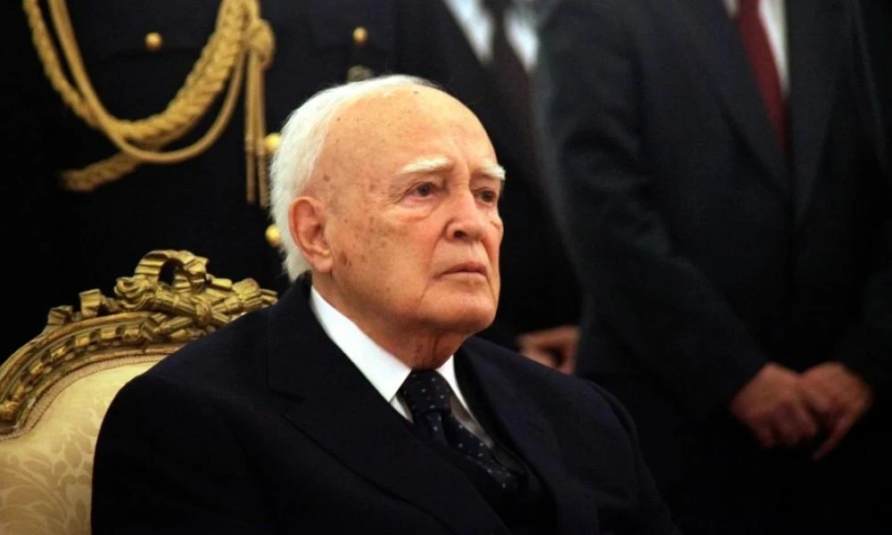 Αλβανικά ΜΜΕ: Έφυγε από τη ζωή ο εμπνευστής της αποκατάστασης των σχέσεων με την χώρα μας, ο πρώην πρόεδρος της Ελλάδας, Κάρολος Παπούλιας